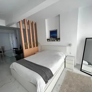 Modern 1-bedroom In The Center , Thessaloniki Greece